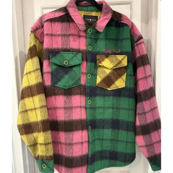 NWT - Beautiful Plaid Colorful Fuzzy Shacket - Teddy Fresh - L - Picture 1 of 7